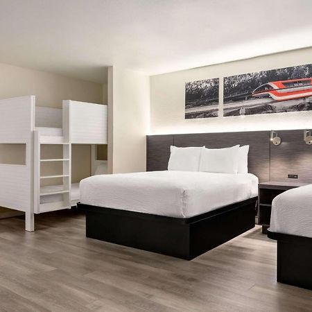 Ramada By Wyndham Anaheim Convention Center Hotell Eksteriør bilde