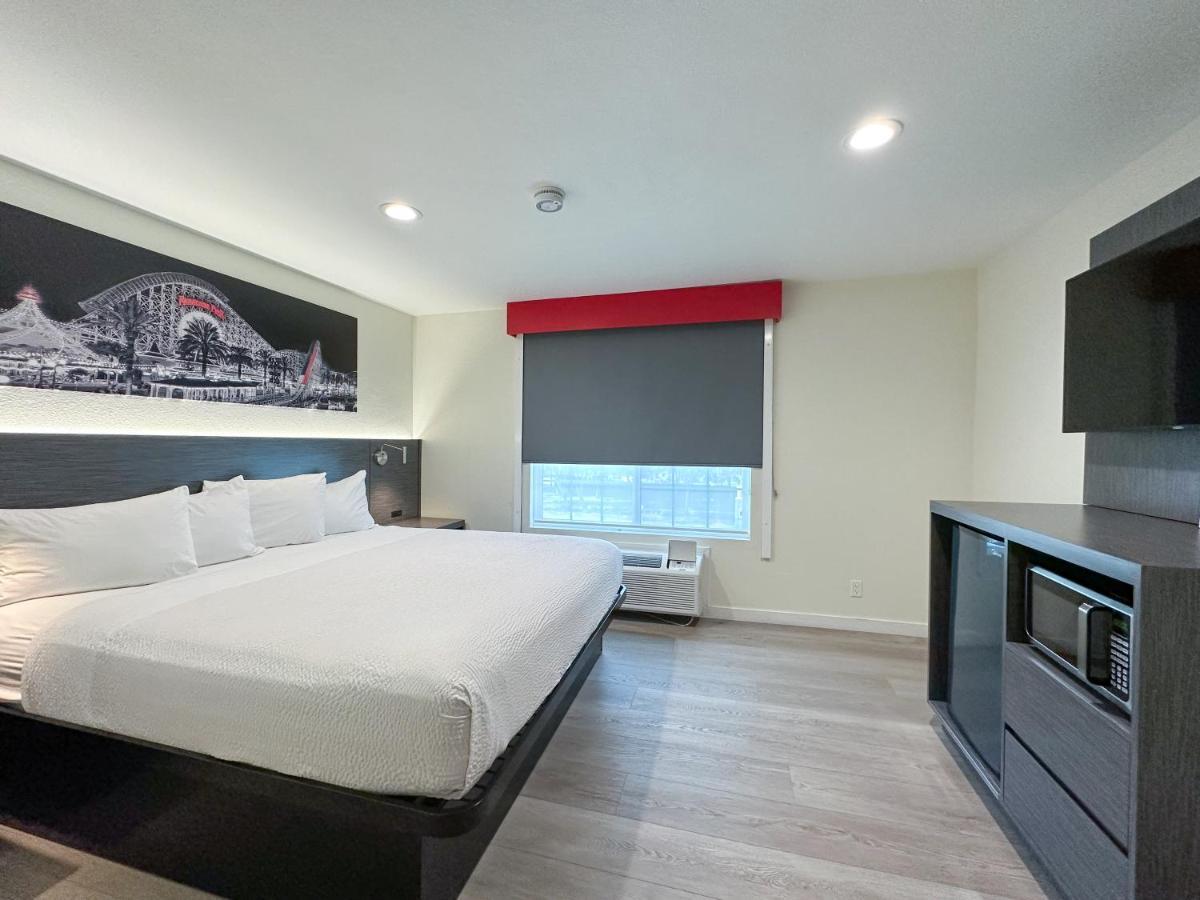 Ramada By Wyndham Anaheim Convention Center Hotell Eksteriør bilde