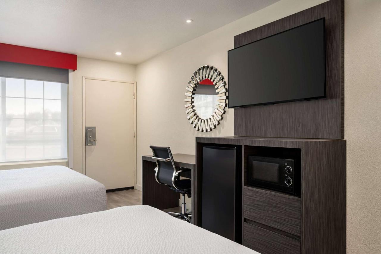 Ramada By Wyndham Anaheim Convention Center Hotell Eksteriør bilde