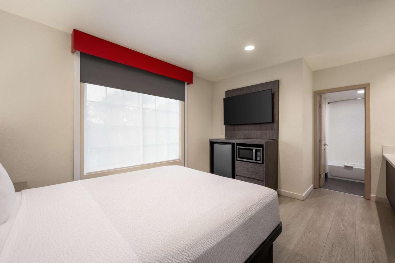 Ramada By Wyndham Anaheim Convention Center Hotell Eksteriør bilde